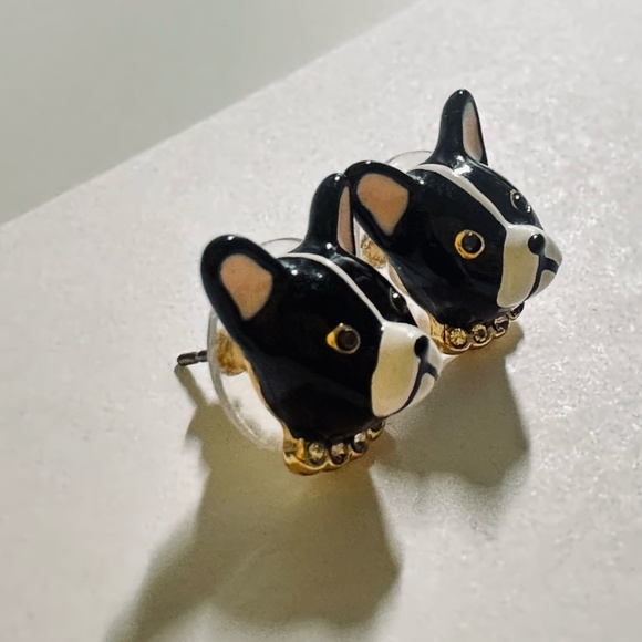 French Bulldog Stud Earrings (Used) (ONLY PLATFORM TRANSACTIONS) - Picture 4 of 6